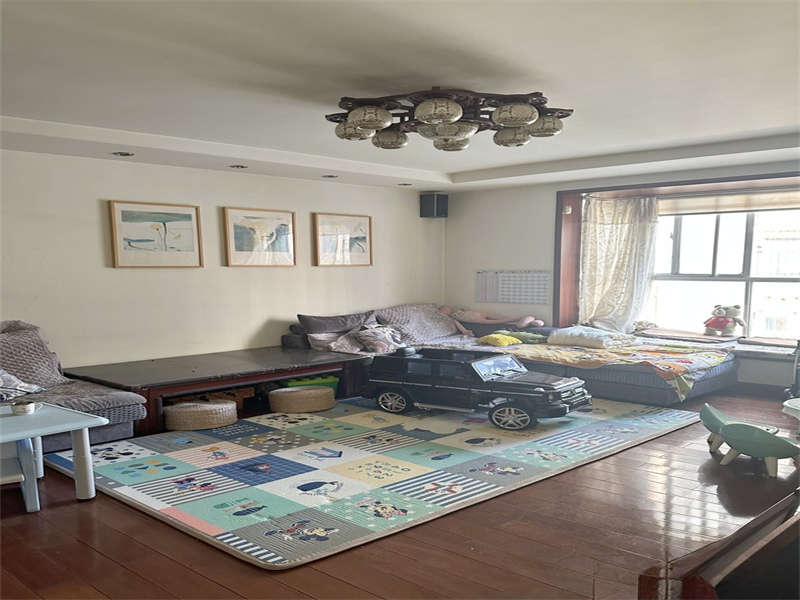 惠澤園法拍房A1，A2，B1，B2棟504號及其室內(nèi)家具家電物品